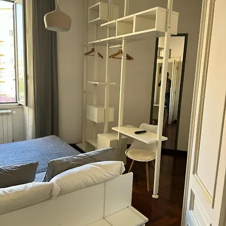 A Colorful Spot For La Dolce Appartement *