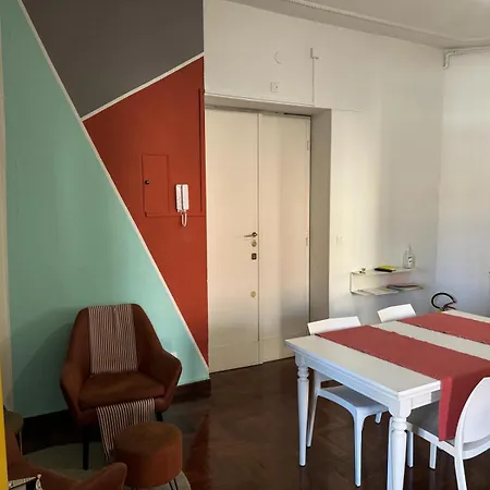 A Colorful Spot For La Dolce Rome